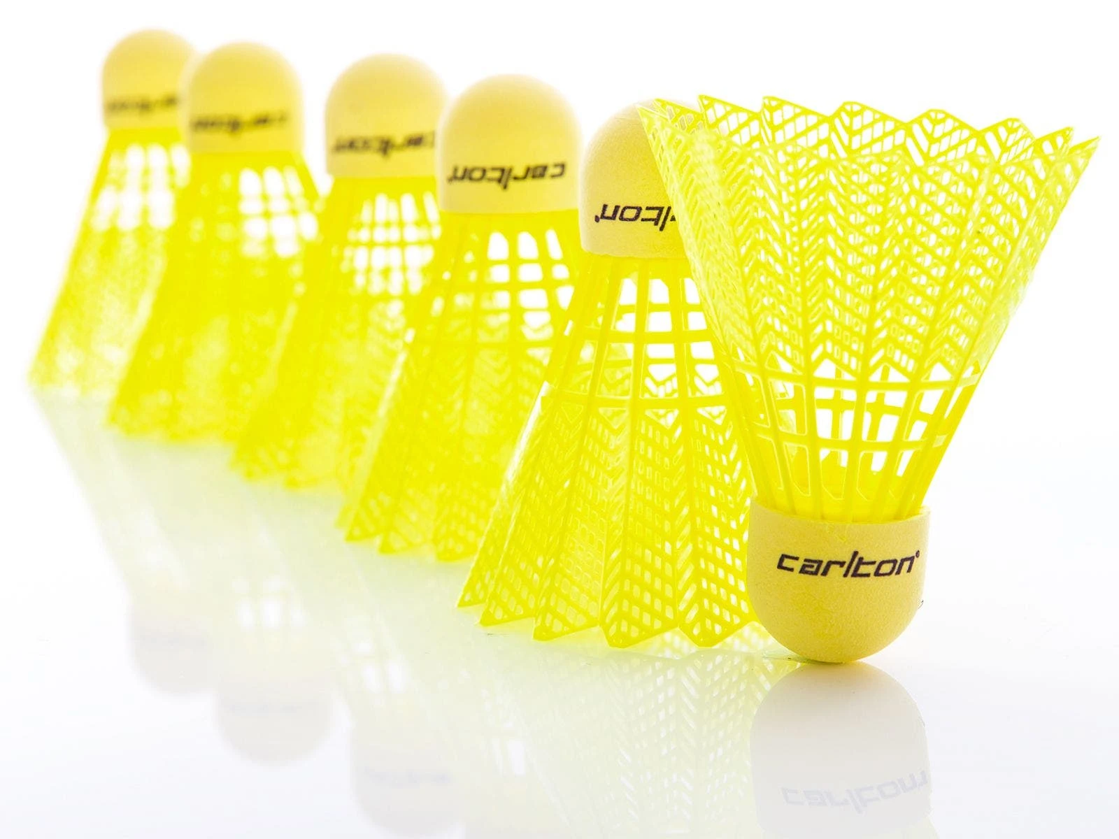 Carlton T800 Shuttlecocks - Image 2