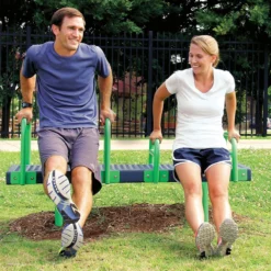 Outdoor Fitness Bench Dip
